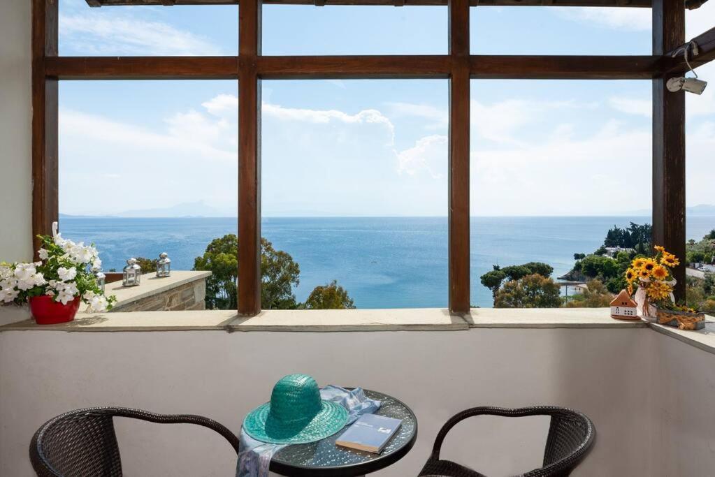 Seaside House With View Over Pagasitikos 아피소스 외부 사진